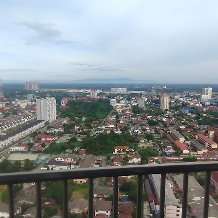 Cmk Apartmen Mutiara Tower 3 Bedroom Kota Bharu#Netflix Luaran gambar