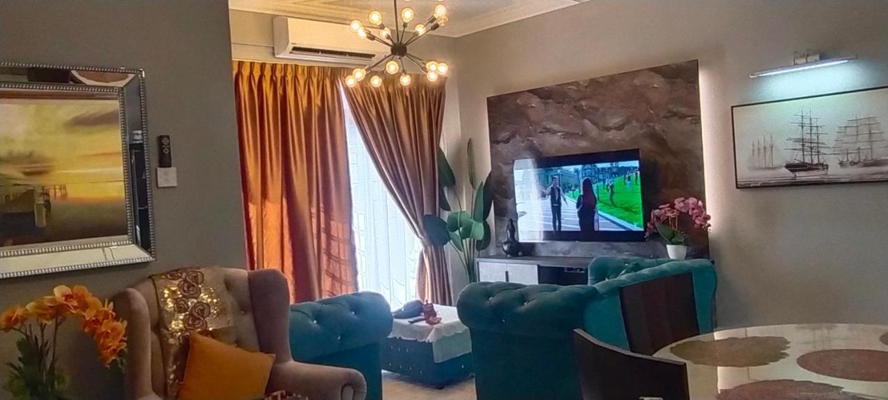 Cmk Apartmen Mutiara Tower 3 Bedroom Kota Bharu#Netflix Luaran gambar